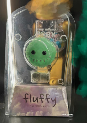 INSTINCTOY Fluffy Flying Erosion Monster green Luminous VINYL Model Figure Model