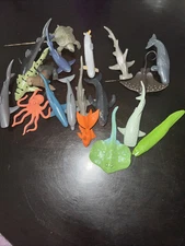Vintage Safari LTD Lot Of 19 Ocean Sharks And More