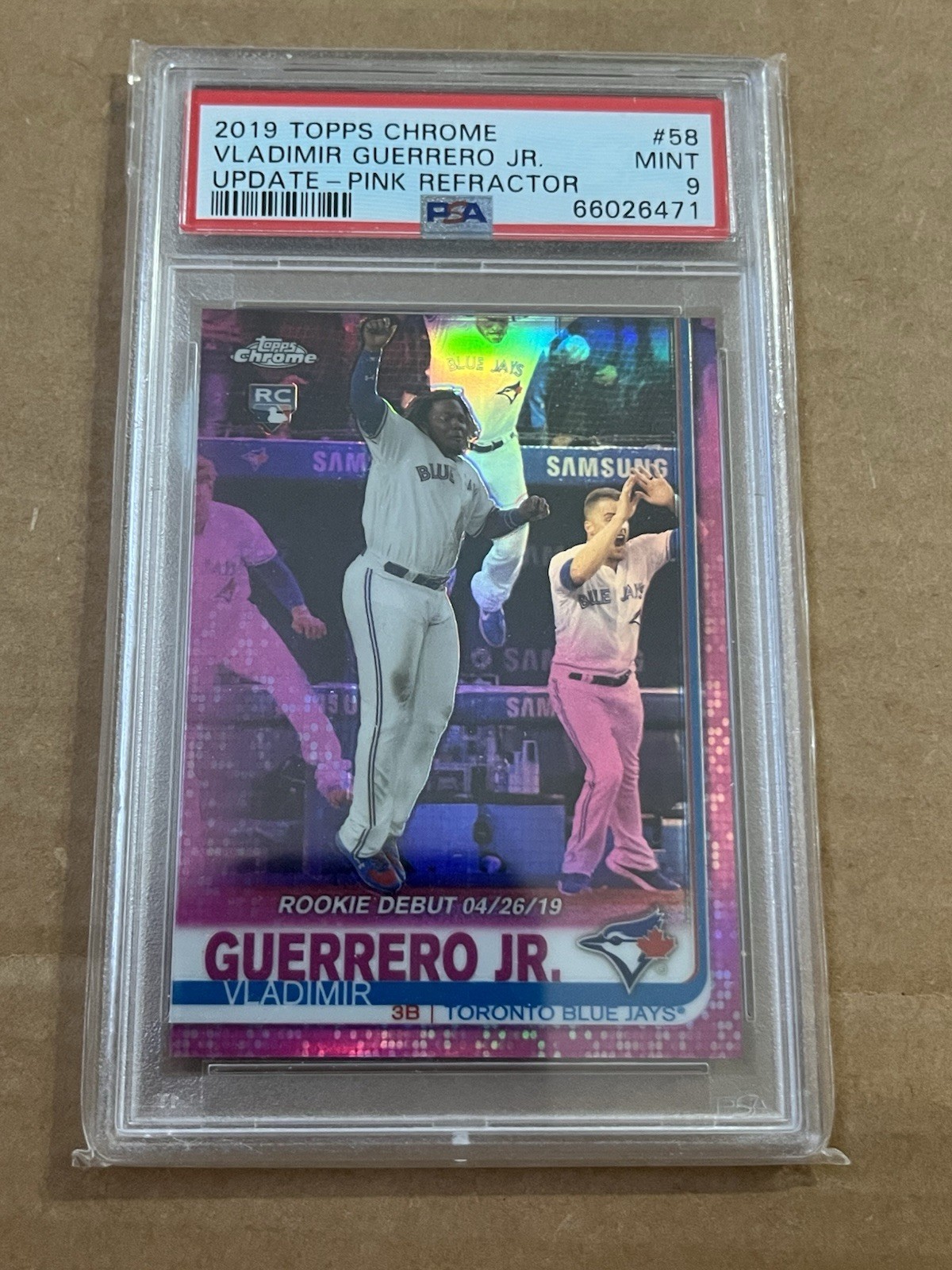 2019 Topps Chrome Update Debut RC Pink Refractor VLADIMIR GUERRERO JR #58 PSA 9 view 1