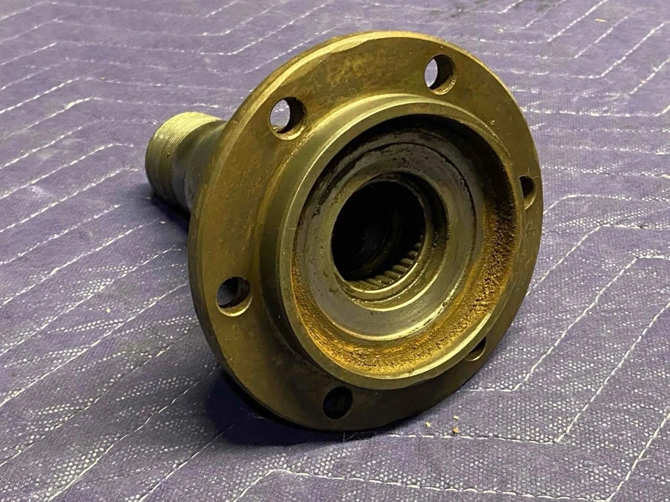 77-87 Chevy GMC Truck FRONT AXLE BEARING SPINDLE 10 Bolt Dana 44 SQUARE BODY - Image 4 of 4