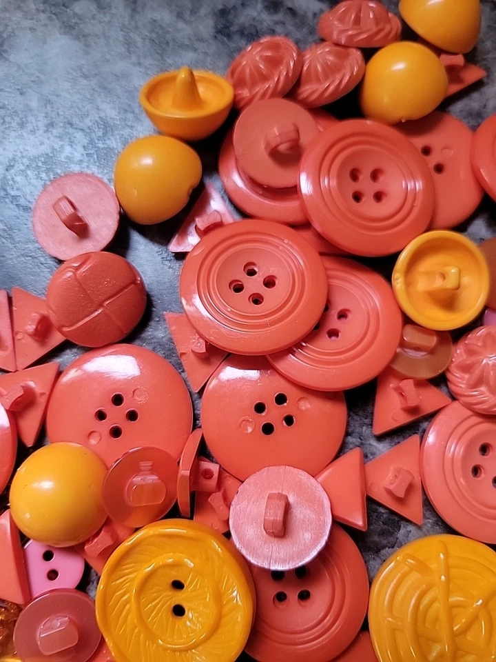 Lot Of 200+ Orange Buttons For Sewing Or Crafts Some Flat, Shank 2 Hole 4 Hole - Image 4 of 4