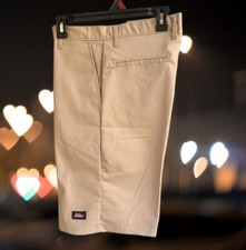 Dickies Men's 12 Inch Loose Fit Multi-Pocket Work Shorts Desert Sand Size 30