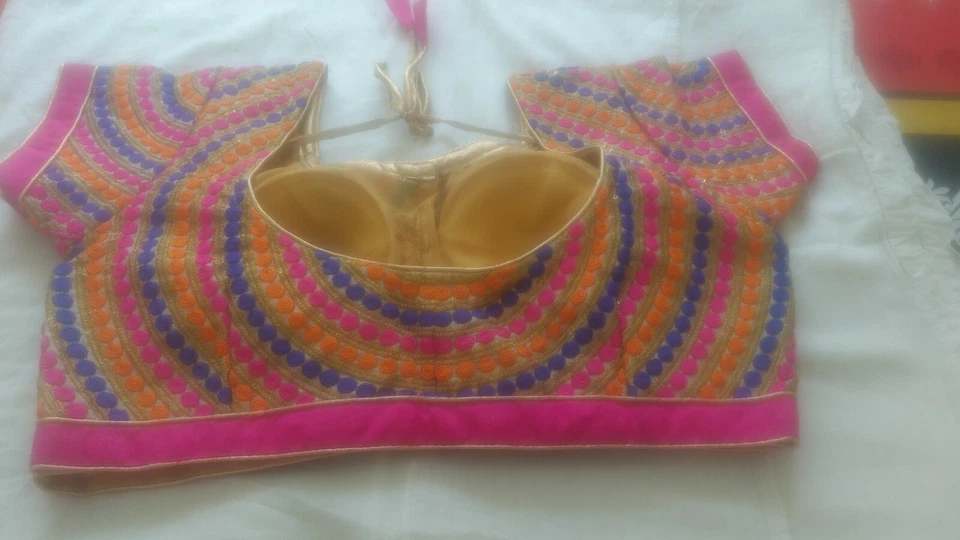 Blusa de sari tradicional multicolor confeccionada de diseñador étnico indio Eid Sale Foto 4 de 4