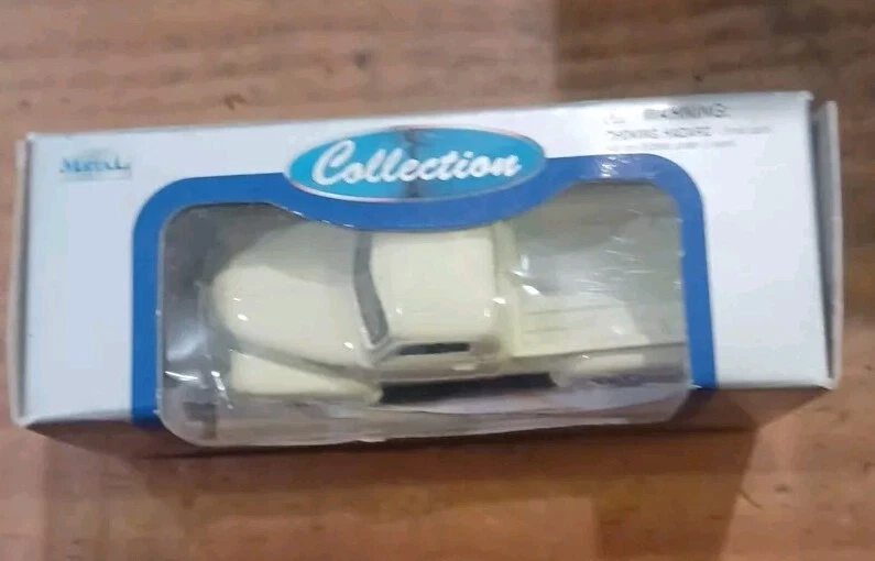 WELLY 1953 Chevy 3100 Pick up 1:60 Scale DIECAST CAR in Original Unopened Box - Image 2 of 4