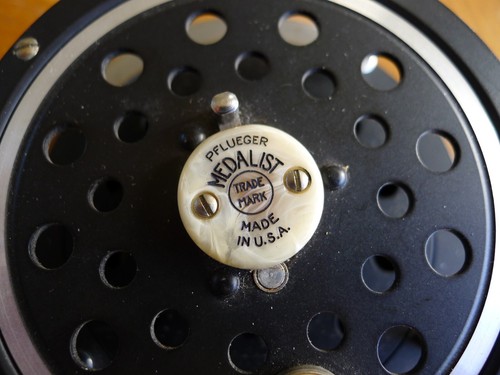 Carrete de pesca con mosca Diamolite vintage Pflueger Medalist 1495 hecho en EE. UU. - Imagen 5 de 20