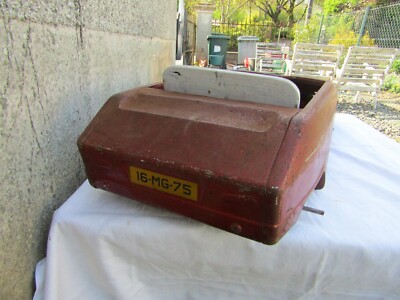 Voiture à Pédales Ancienne - Renault 16 - Neuve