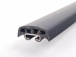NEW BMW E24 628CSI 630CS 633CSI COUPE RUBBER STRIP FRONT RIGHT  