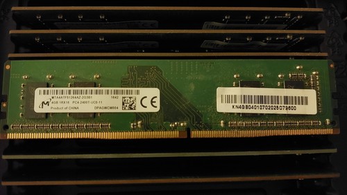 Micron 4GB DDR4 RAM-Modul MTA4ATF51264AZ-2G3B1