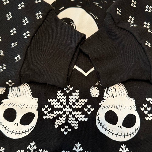 XS The Nightmare Before Christmas Sweatshirt TimBurton Holiday Sweatshirt Disney - Picture 4 of 10