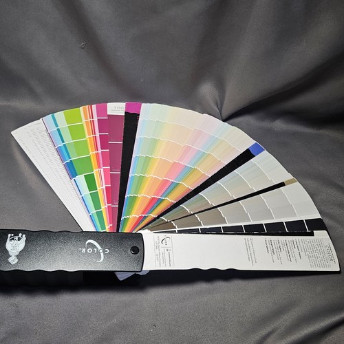 Sherwin Williams Color Fan Paint Swatches Samples Deck Book Chips 2001 CS 9/07