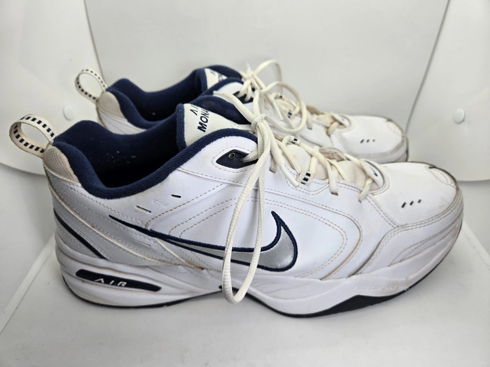 Nike Air Monarch IV Shoes Men's 15 White Road Walking Running Athletic Sneakers