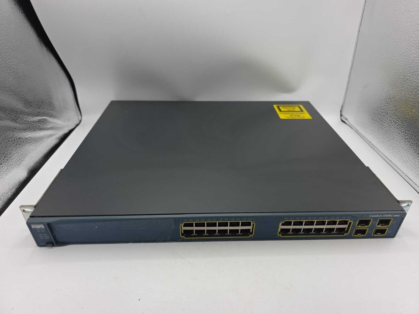 Switch Cisco WS-C3560G-24TS-E 24x 1Gb 4x SFP 1Gb Managed Rack Ears