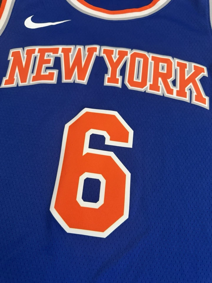Camiseta deportiva Nike New York Knicks Kristaps Porzingis #6 NBA azul Swingman para hombre 52 XL Foto 3 de 4