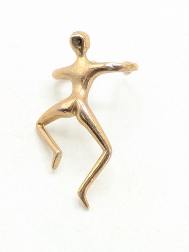 Gold Tone Climbing Man Ear Cuff Earring - Picture 4 of 6