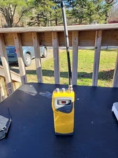 RadioShack TRC-238 40-Channel CB Handheld Transceiver – Works – No Charger