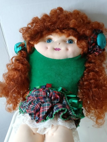 Mattel SHAREABLES MEGAN MAGIC Soft Cloth Doll Heart Shape Green Zip-Back Redhead - Picture 6 of 12
