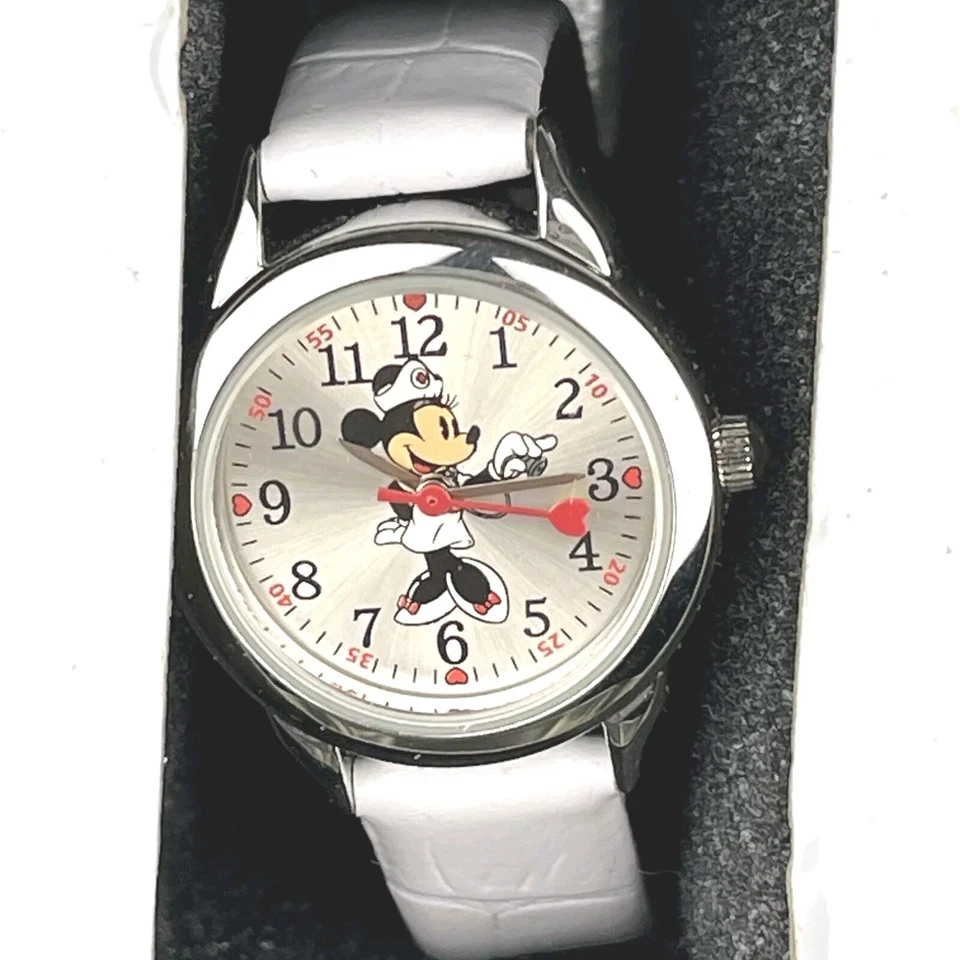 Reloj Enfermera Disney Minnie Mouse Corazón Rojo Segunda Mano Banda Blanca Nuevo en Caja Stock Antiguo Foto 2 de 4