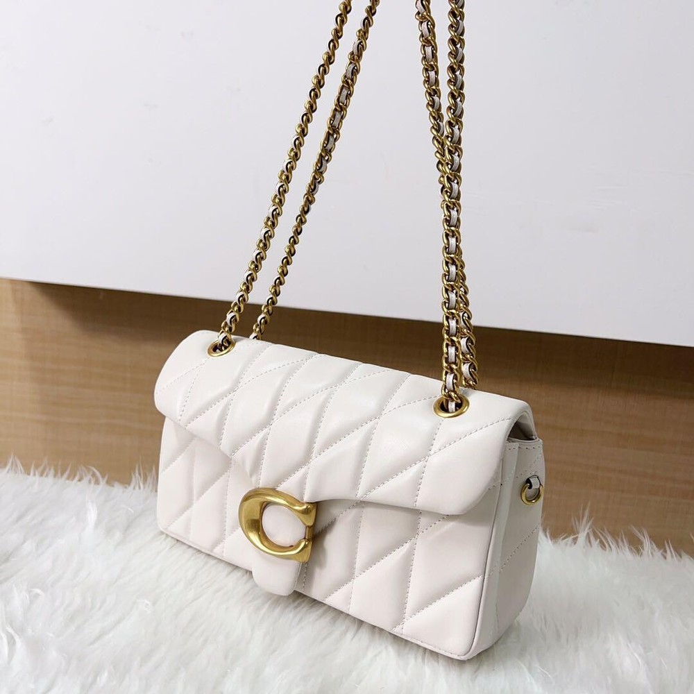 COACH Tabby 26 Quilted Shoulder Bag Leather White/Gold CP150 Outlet