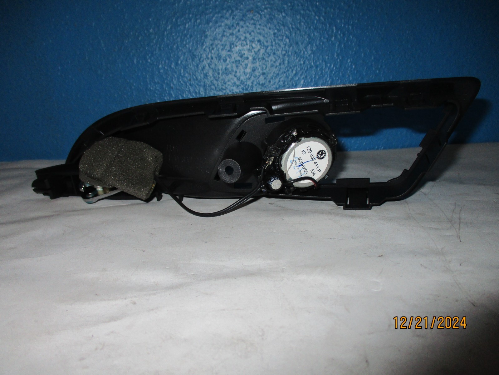 Picture 2 of 6