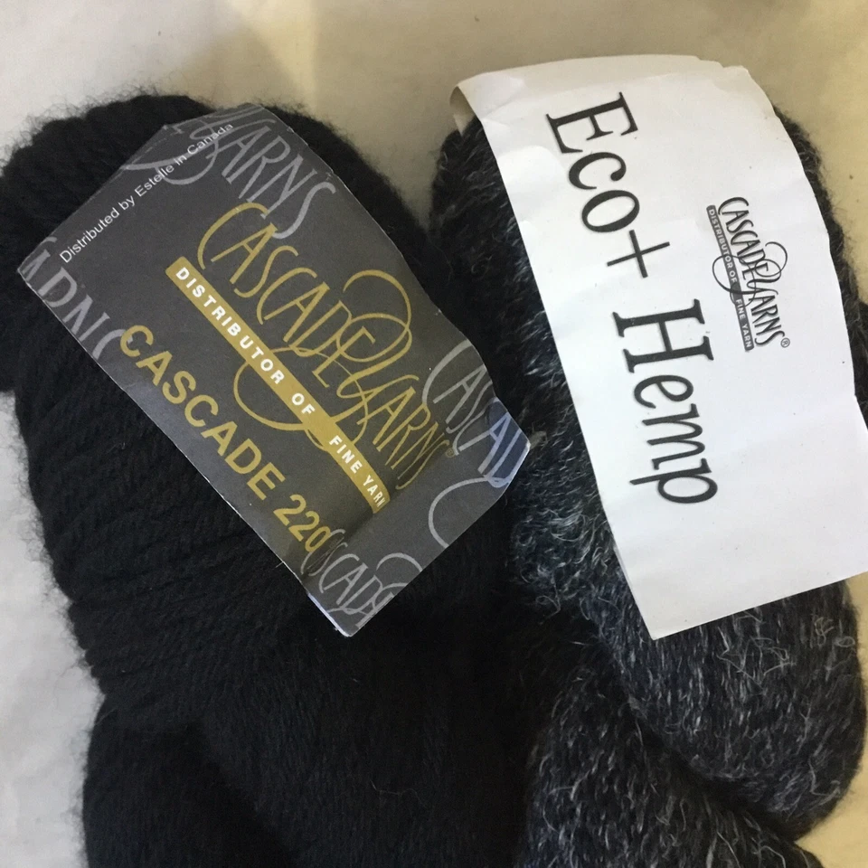 Cascade Yarn Peruvian Wool Eco Hemp Lot of 2 Hanks Gray Black - Image 2 of 3