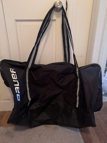 Bauer S22 Pro Hockey Carry Bag JR Black Equipment Duffel Bag