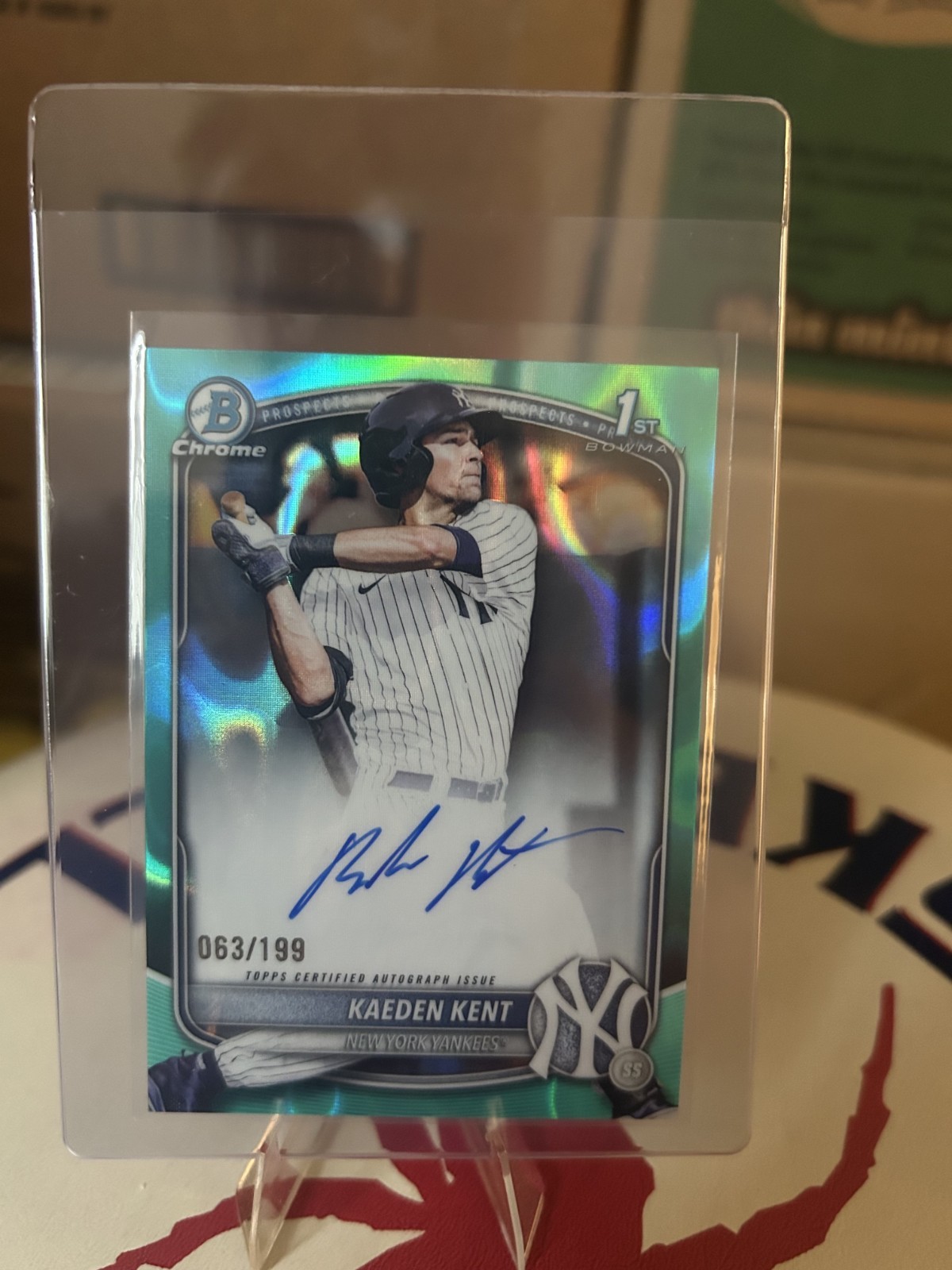 KAEDEN KENT 2025 BOWMAN CHROME DRAFT 1ST AQUA LAVA Refractor Auto Autograph /199
