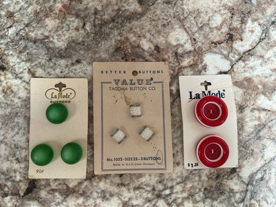 Lot Of Vintage Buttons on Original Store Cards * Tacoma Button Co * LaMode *