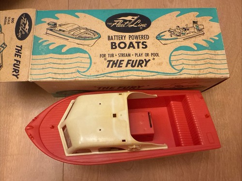VINTAGE THE FLEET LINE, Vintage BOAT Not Working READ