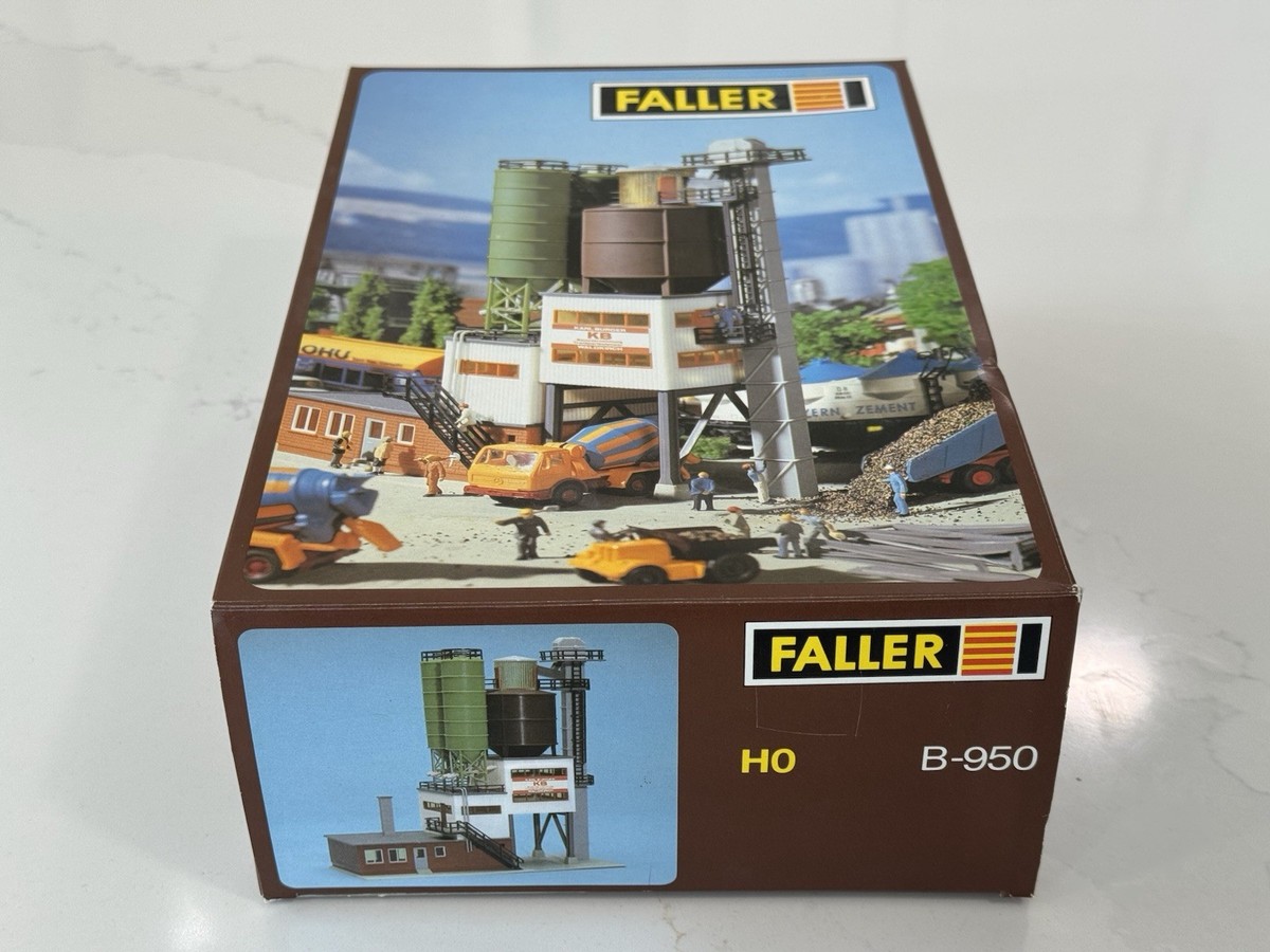 Maquette Faller 950 - Usine à Béton HO 1/87, Montée, Occasion, Sans Boîte