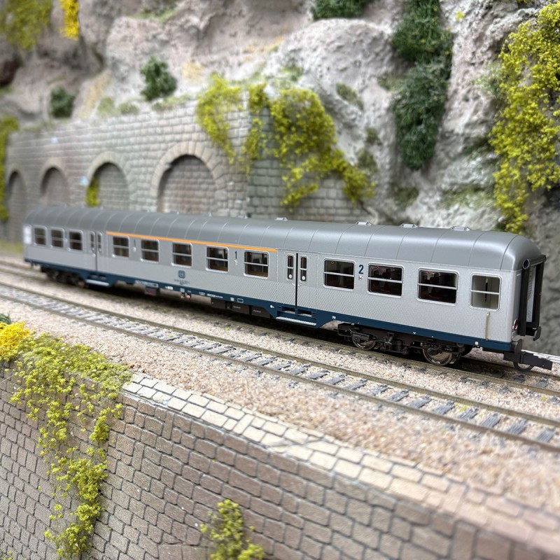 Voiture Silberling ABnb 703 DB créez vos rames de banlieue ROCO