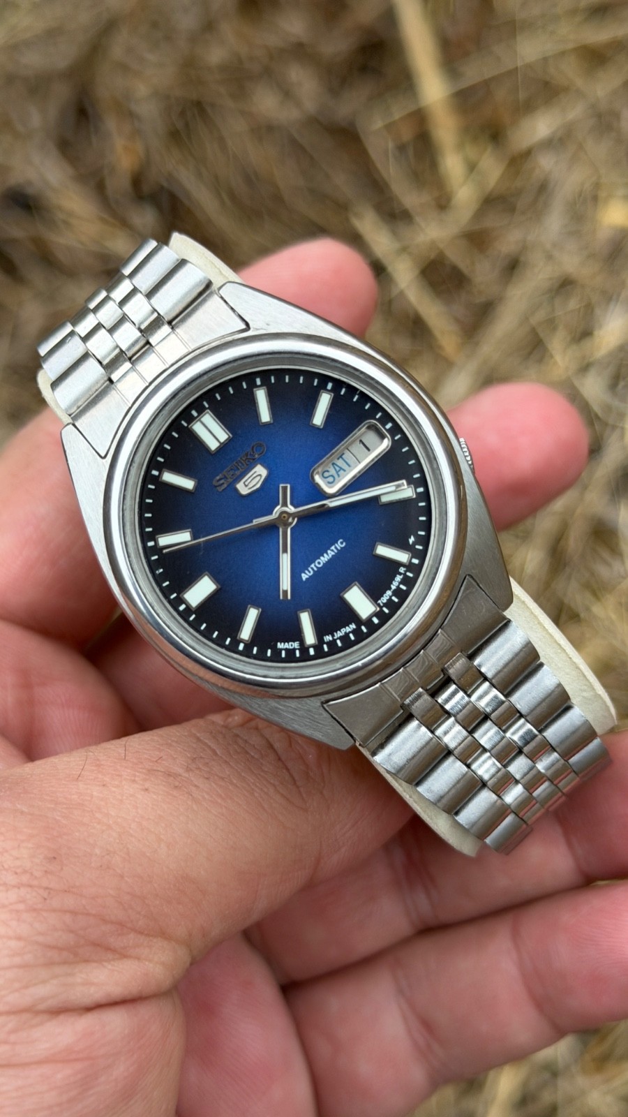 Mens Day/Date 5 7009 Automatic Vintage Watch Seiko - VintageWatches.PK Mens Day/Date 5 7009 Automatic Vintage Watch Seiko - vintagewatches.pk