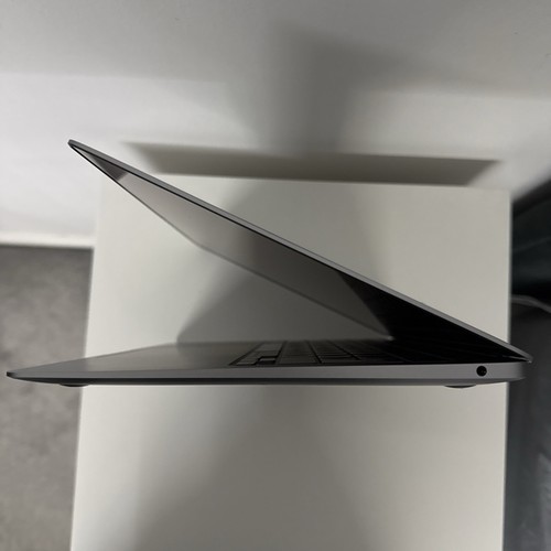 Apple MacBook Air 2020 Space Grey 13inch Laptop 8GB 256GB - Afbeelding 5 van 7