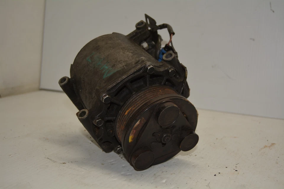 Compresor de aire acondicionado Pontiac Montana Van 2001-2005 OEM, 682-00579 Foto 2 de 4