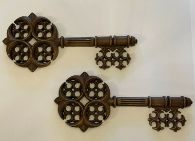 Vintage Trieste Co. Mid-Century Modern Woodtone Key Wall Plaque Set Of 2 #4770