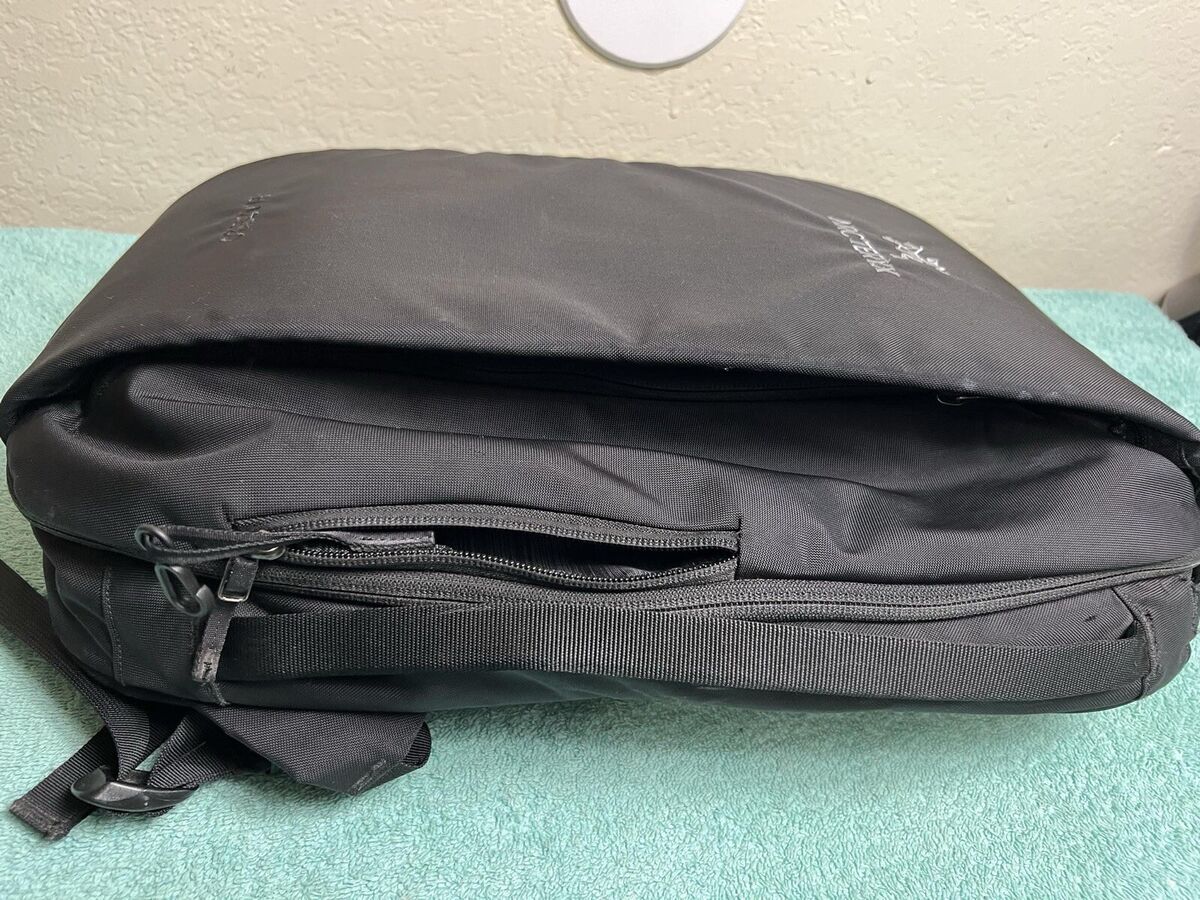 Arc'teryx Blade 20 BackPack (Black) | eBay Arc'teryx Blade 20 BackPack (Black) | eBay