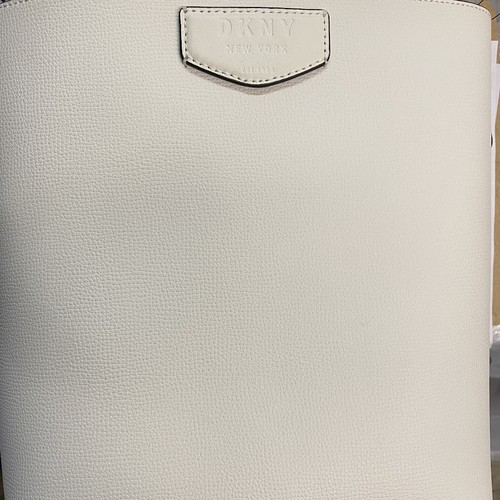 DKNY Women White Sullivan Leather Bucket Handbag Medium Size Snap Closure NEW - Picture 7 of 8