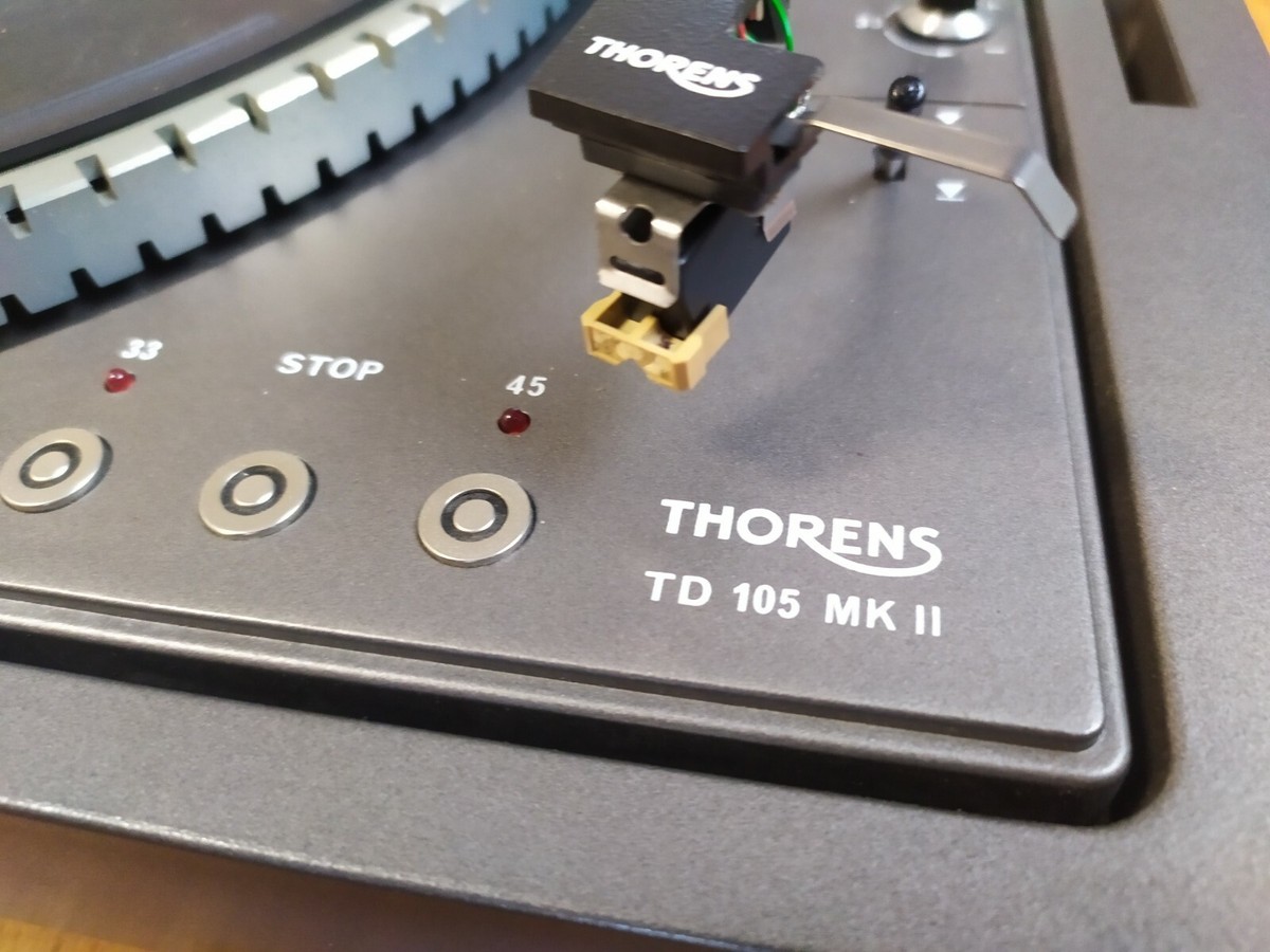 Platine Vinyle Thorens TD 105 - Fonctionne, Bon état, Lecteur Disques Ceinture (entraînement Par Courroie)