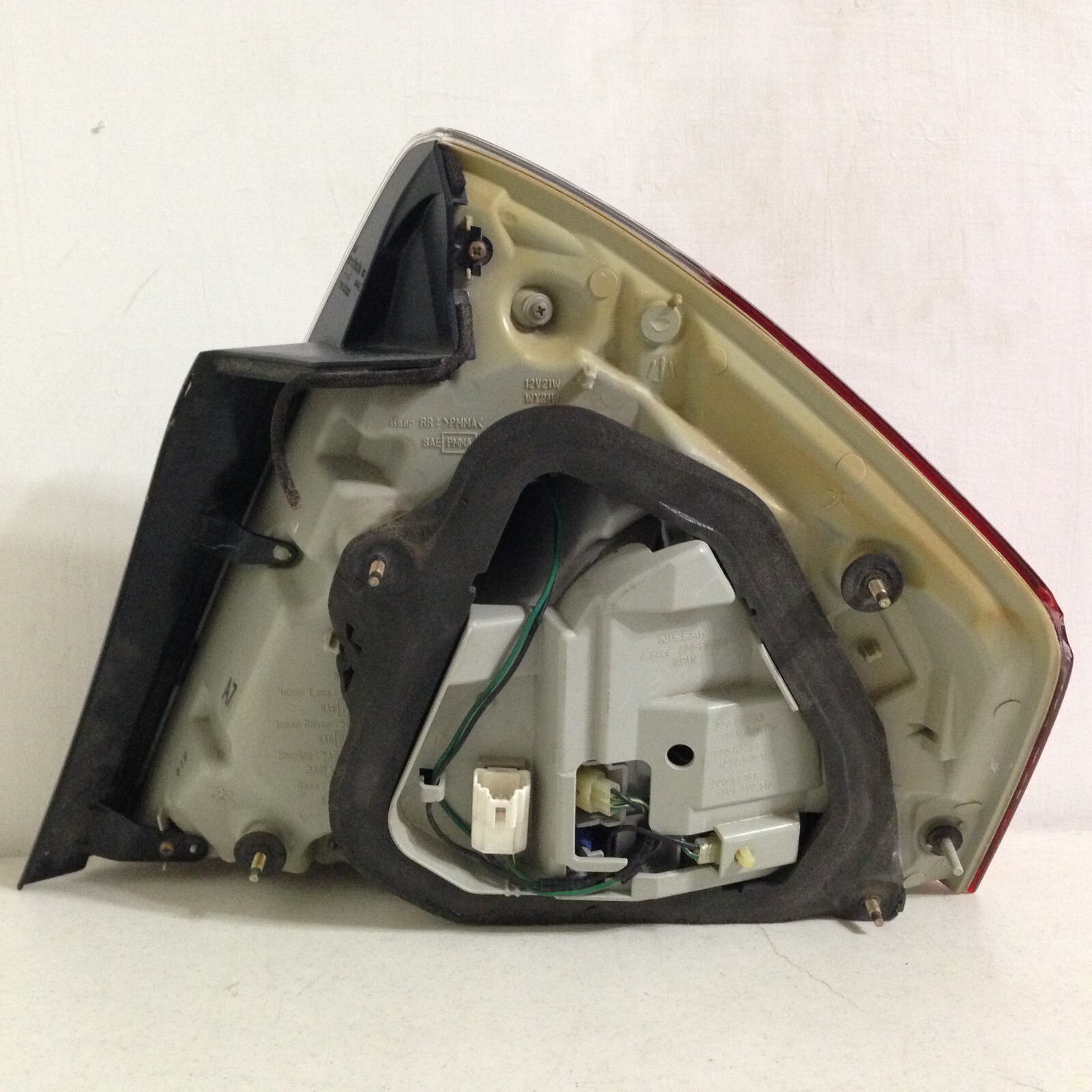 20062007 Infiniti M35/M45 4Door Left LH Driver Side LED Tail Light