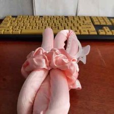 NEW  Curling Heatless Hair Curler Set Headband 2 Scrunchies Pink Silk 1 Clip