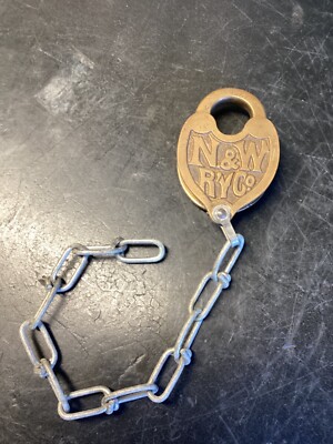 大きめ ビンテージ N&W 鉄道 Padlock with chain 大きめ