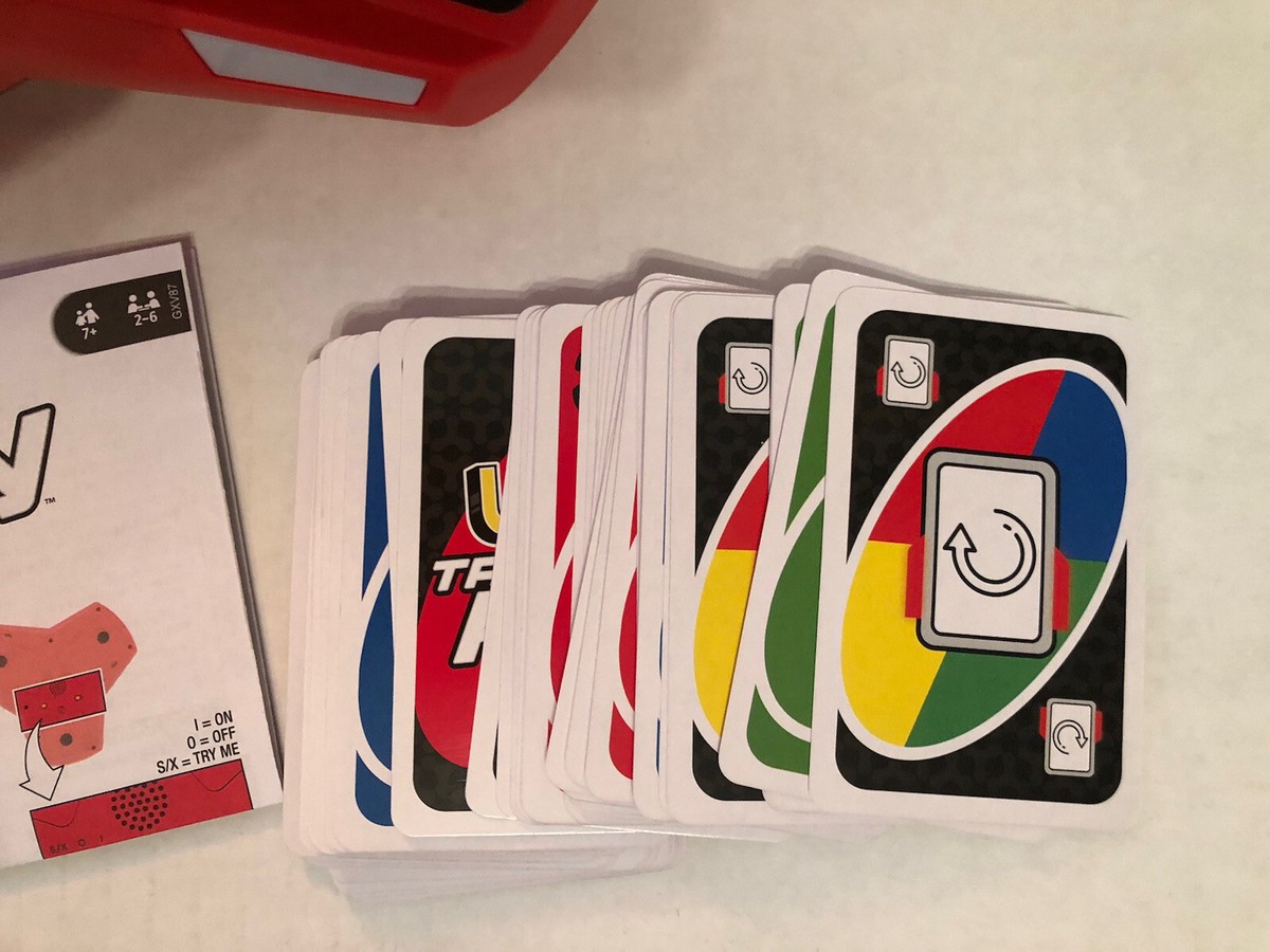 UNO Triple Play: triplicate il divertimento a soli 24 UNO Triple Play: triplicate il divertimento a soli 24