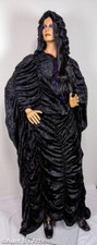 Halloween Costume Ladies Black Velour Coffin Lining Look Hooded Robe One Size