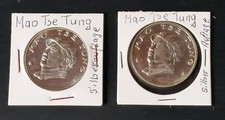 2x Mao Tse Tung Medaille (Silberauflage)