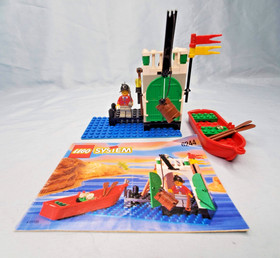 LEGO Pirates: Armada Sentry (6244) & Skeleton Crew (6232) 99.9% complete