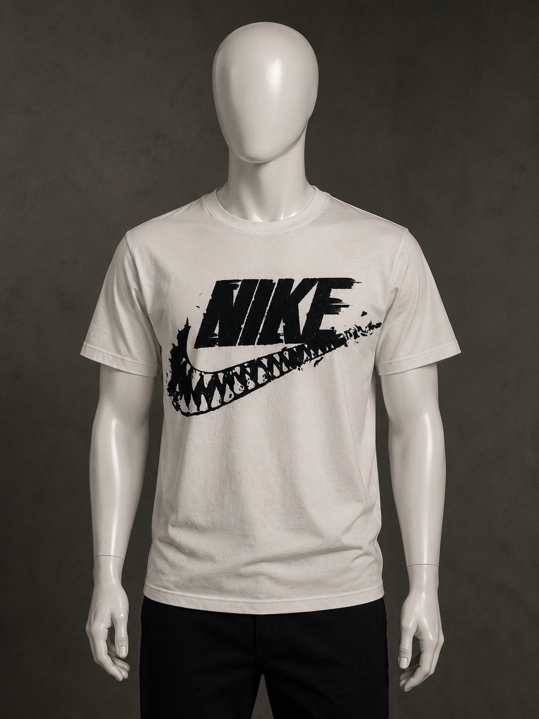 Nike Men's White Graphic Logo Crew Neck Short Sleeve T-Shirt 2XL
