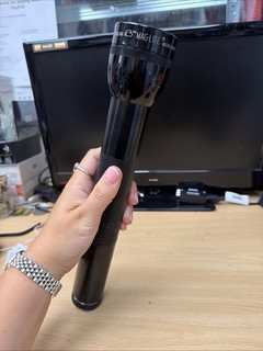 Black Mag Lite 12” Flashlight Torch