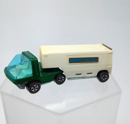 Hot Wheels Redline 1969 HEAVYWEIGHTS MOVING VAN Green
