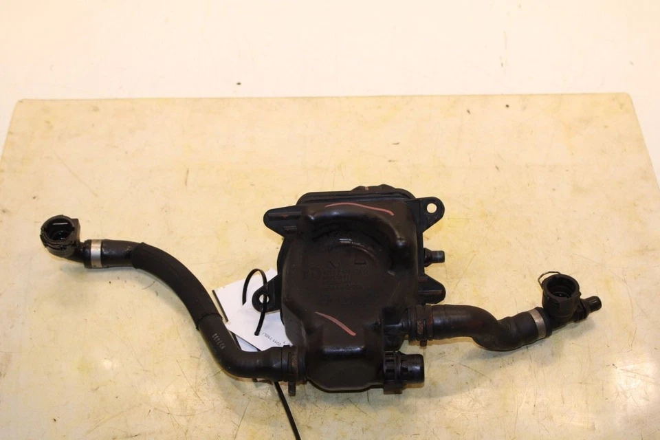 10-15 BMW 750Li xDrive 4.4L Intercooler Coolant Expansion Tank Reservoir Bottle - Image 3 of 4