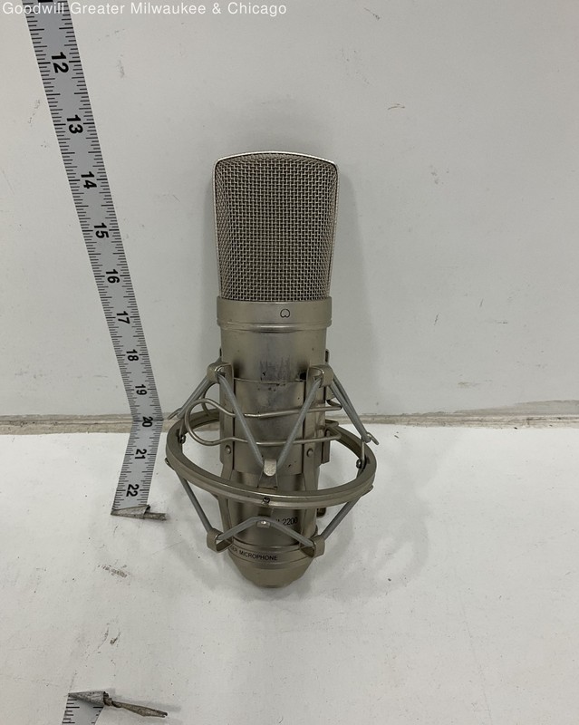 Gold Diaphragm Condenser Microphone Model GXL2200 UNTESTED