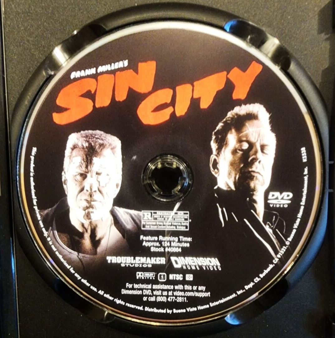 27 Sin City - DVD Bruce Willis Jessica Alba Mickey Rourke